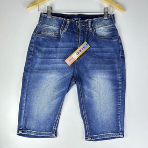NWT Venus Women's Medium Wash High Rise Zip Fly Denim Bermuda‎ Shorts Size 6